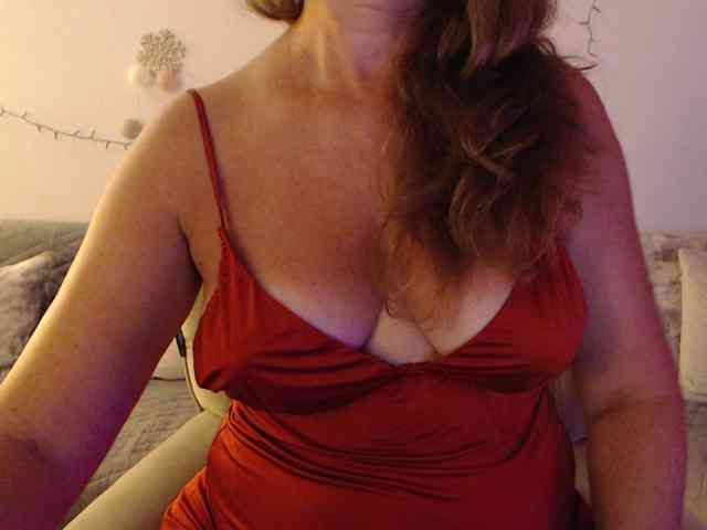 goodSnowQueen webcam