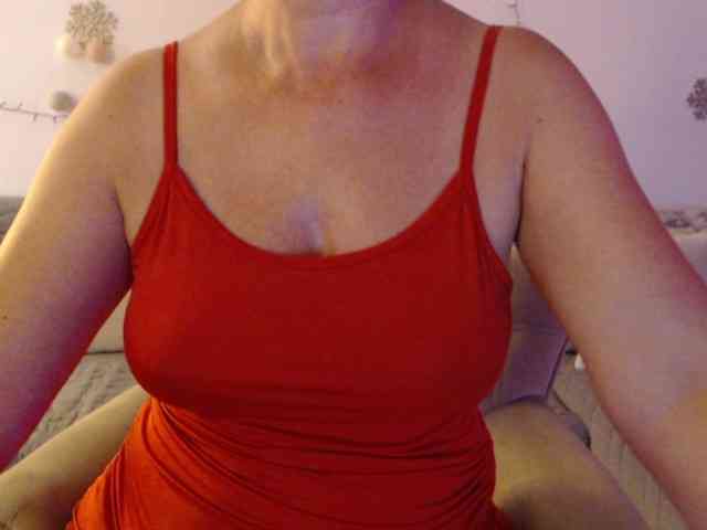 goodSnowQueen webcam