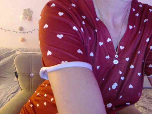 goodSnowQueen webcam