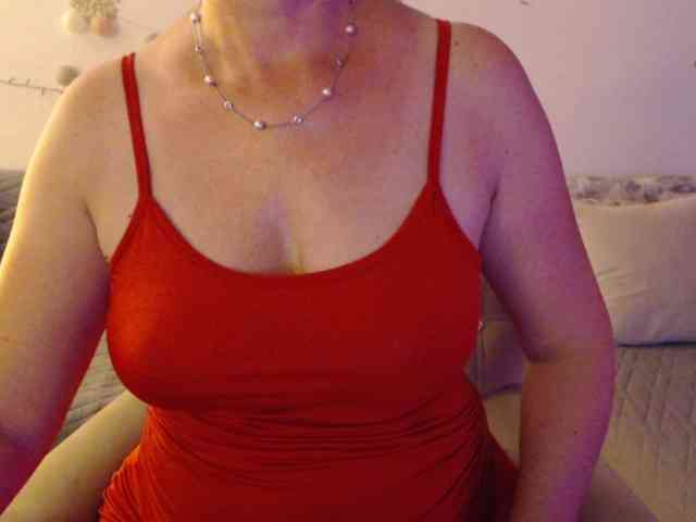 goodSnowQueen webcam