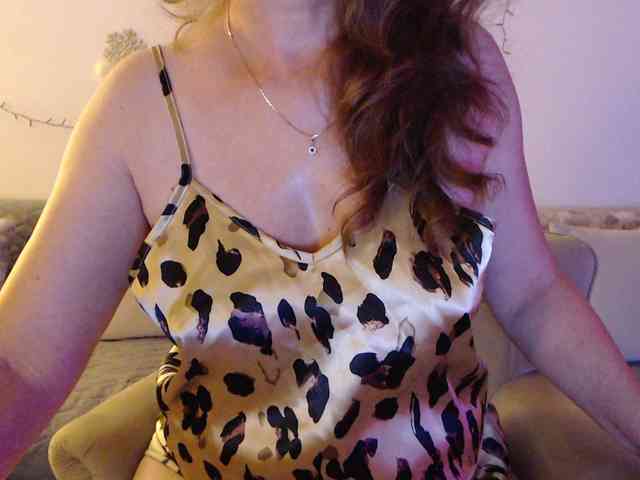 goodSnowQueen webcam
