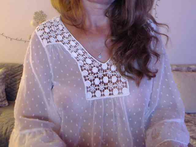 goodSnowQueen webcam
