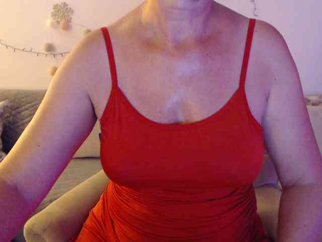 goodSnowQueen webcam