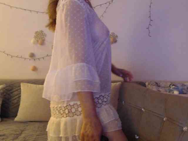 goodSnowQueen webcam