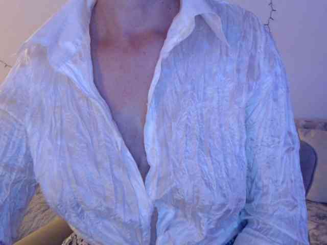 goodSnowQueen goodSnowQueen
