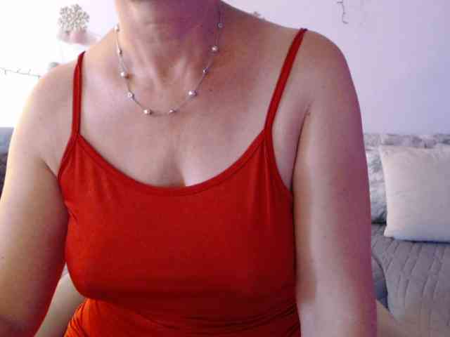 goodSnowQueen webcam