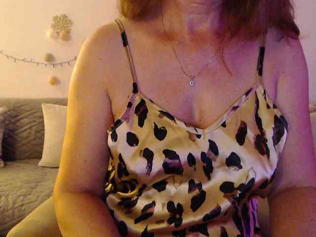 goodSnowQueen webcam