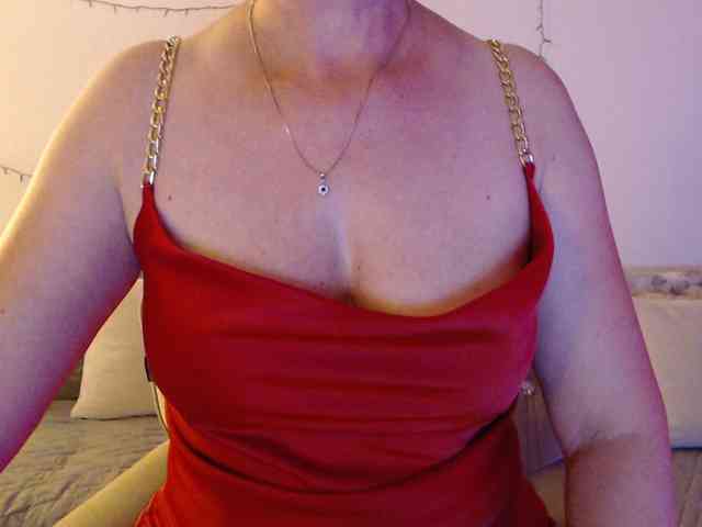 goodSnowQueen webcam