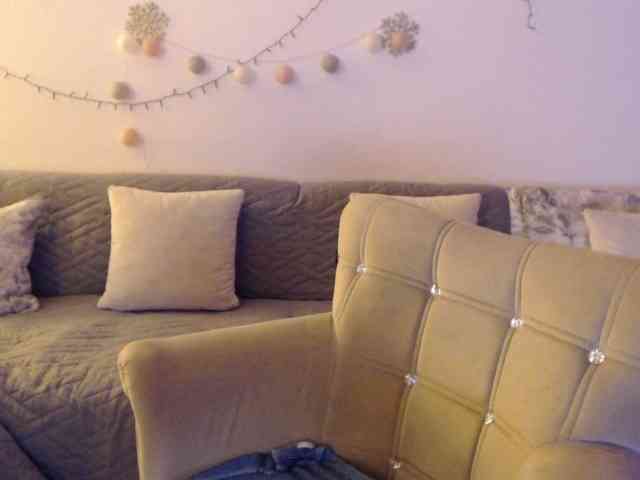 goodSnowQueen webcam
