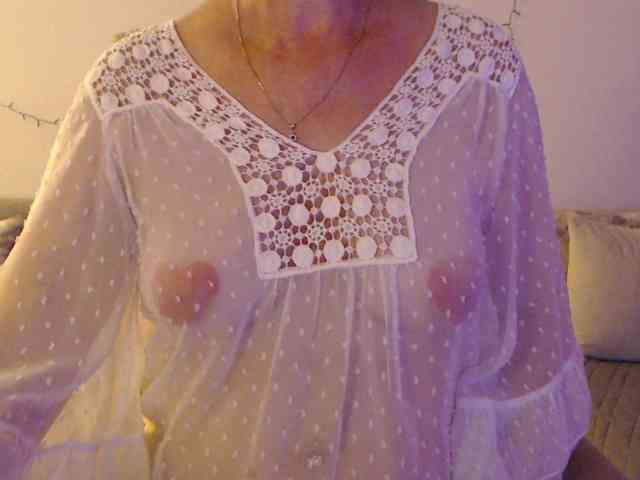 goodSnowQueen Sex Cam Show
