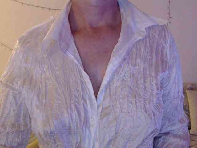 goodSnowQueen webcam