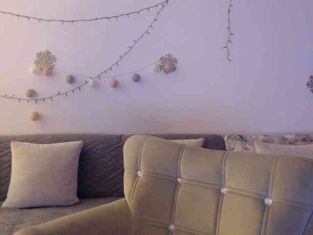 goodSnowQueen webcam