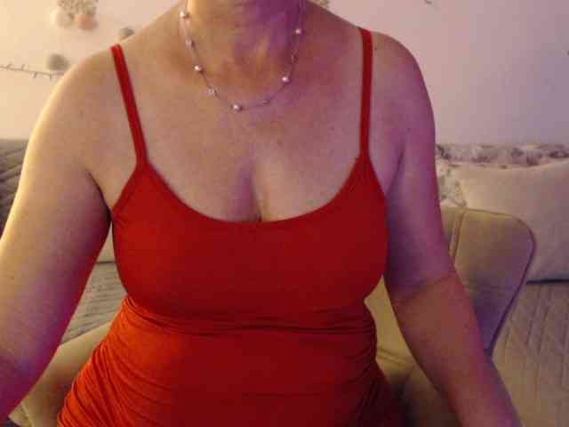 goodSnowQueen webcam