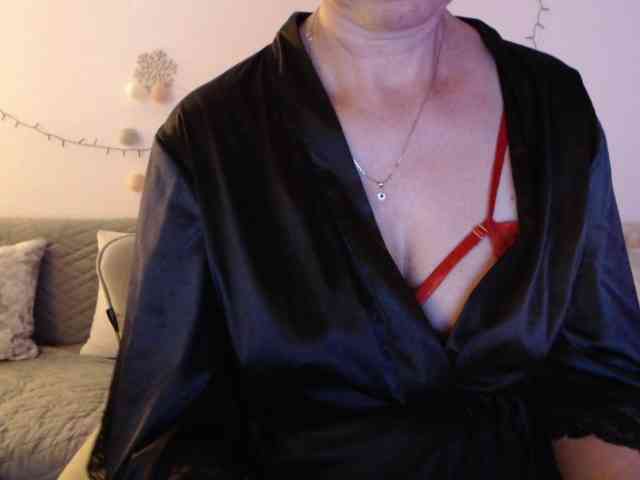 goodSnowQueen webcam