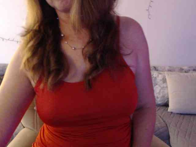 goodSnowQueen webcam