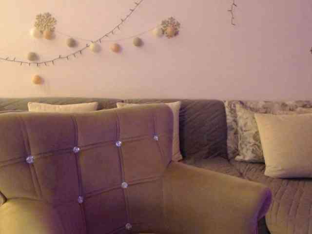 goodSnowQueen webcam