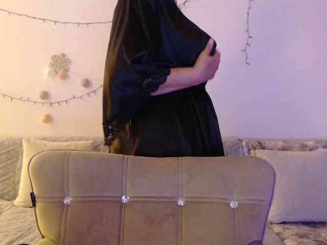 goodSnowQueen webcam