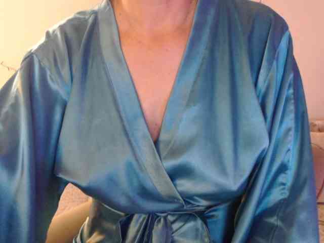 goodSnowQueen webcam