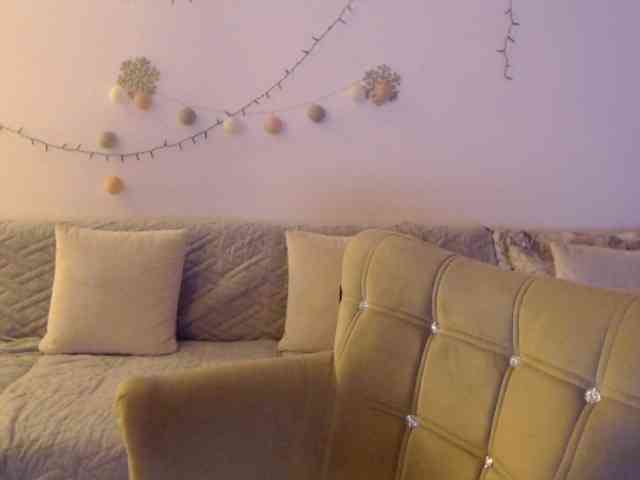 goodSnowQueen webcam