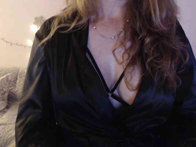 goodSnowQueen webcam