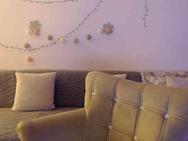 goodSnowQueen webcam