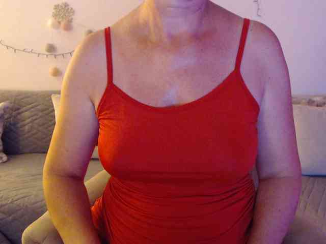 goodSnowQueen webcam