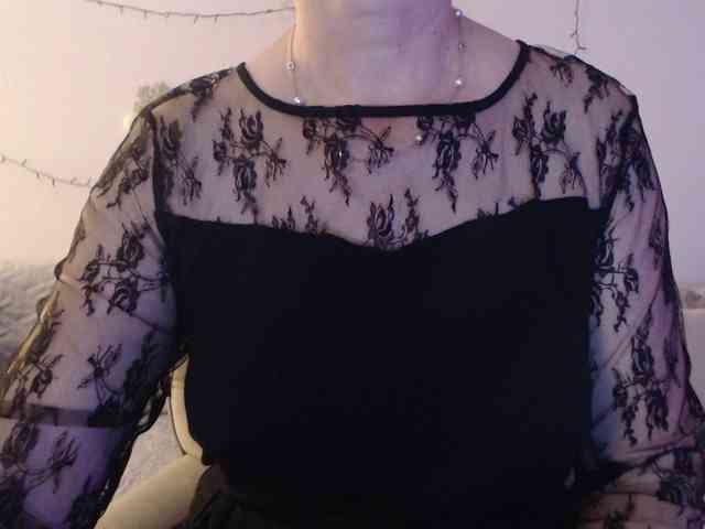 goodSnowQueen webcam