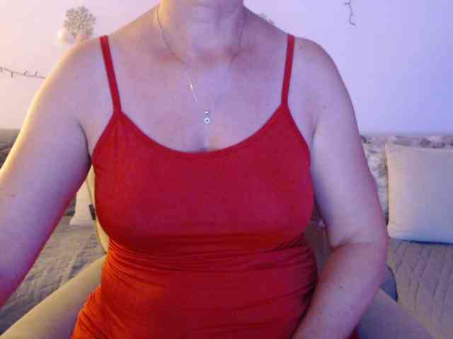 goodSnowQueen webcam