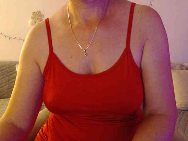 goodSnowQueen webcam