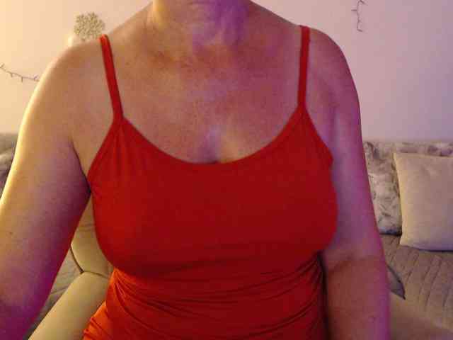 goodSnowQueen webcam