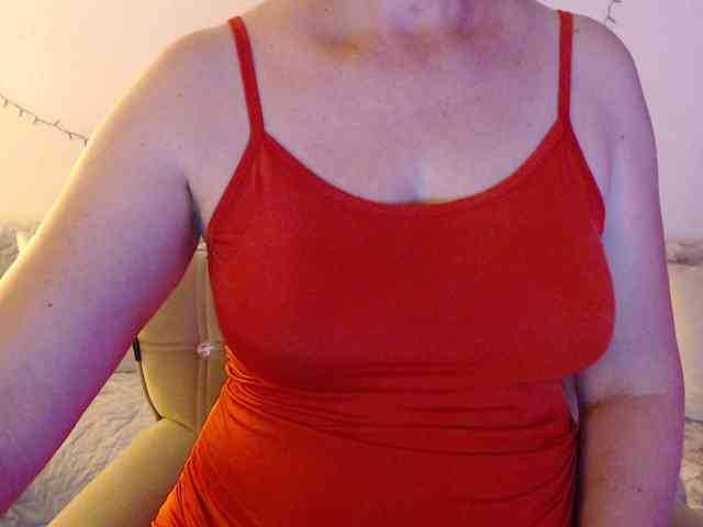 goodSnowQueen webcam