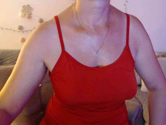 goodSnowQueen webcam