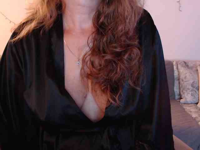 goodSnowQueen webcam