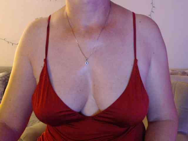 goodSnowQueen webcam