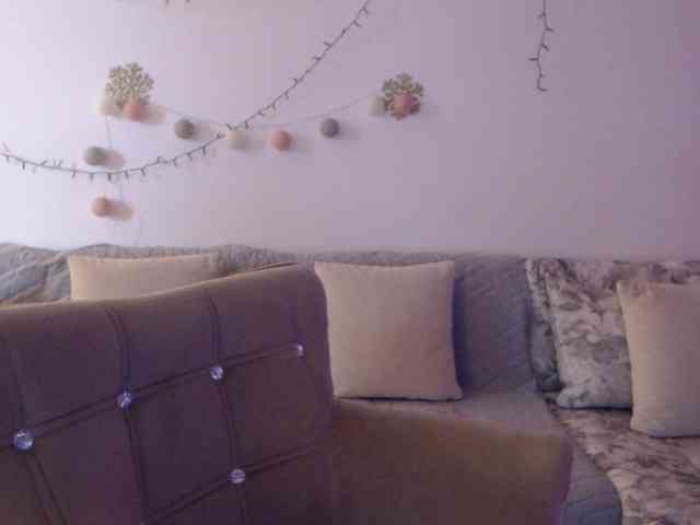 goodSnowQueen webcam