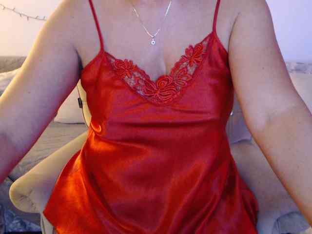 goodSnowQueen webcam