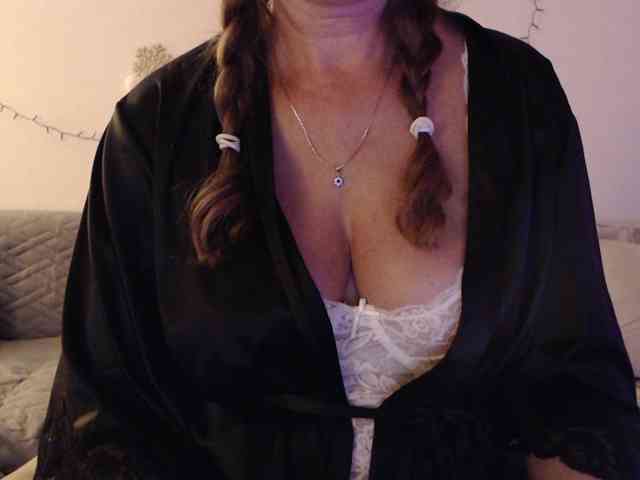 goodSnowQueen webcam