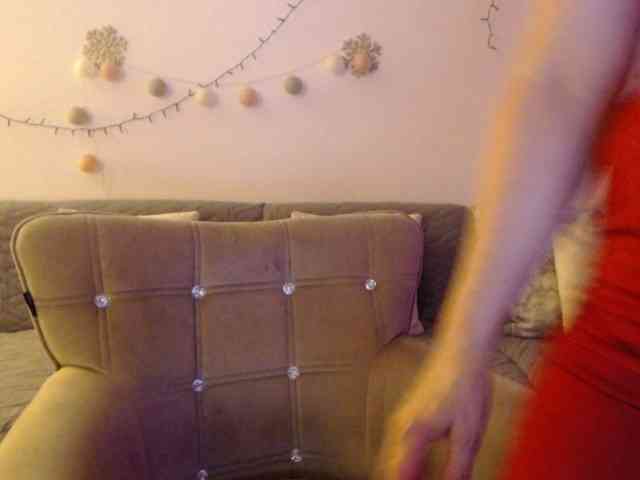 goodSnowQueen webcam