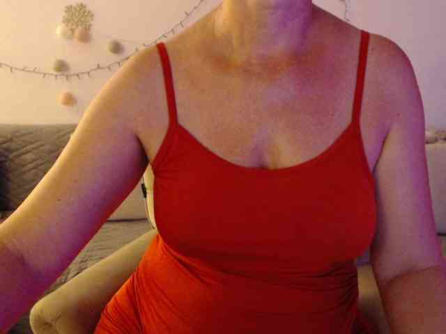 goodSnowQueen webcam