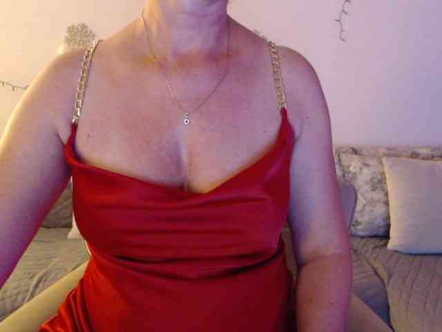 goodSnowQueen webcam