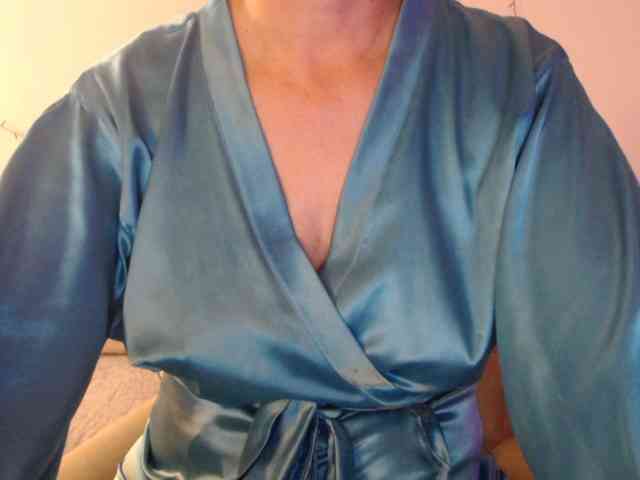 goodSnowQueen webcam