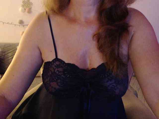 goodSnowQueen webcam