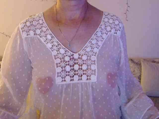goodSnowQueen webcam