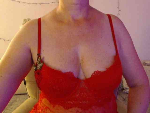 goodSnowQueen webcam