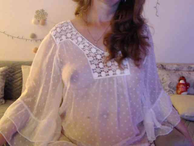 goodSnowQueen webcam