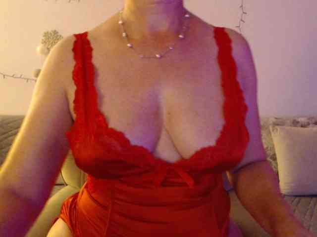 goodSnowQueen webcam