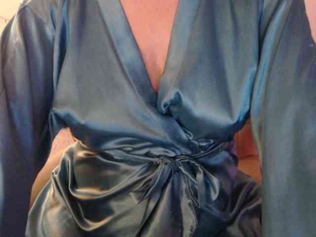 goodSnowQueen webcam