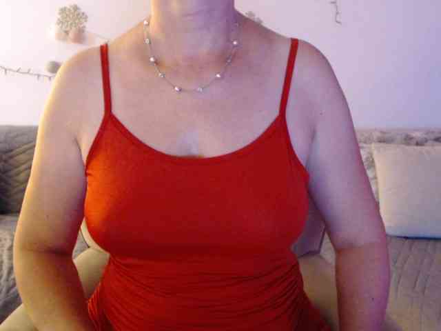 goodSnowQueen webcam