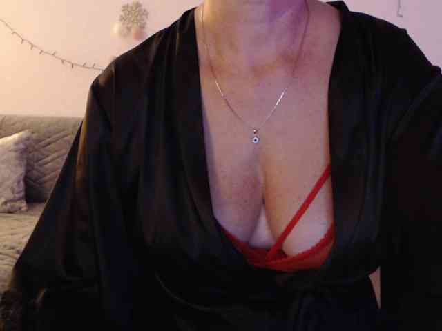 goodSnowQueen webcam