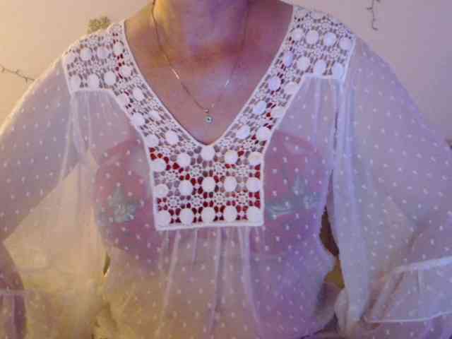 goodSnowQueen webcam